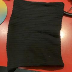 Sjal Black Schal, rapporterat av MEININGER Hotel Berlin Alexanderplatz med iLost