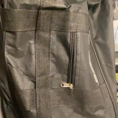 Táska Black, amint azt MEININGER Hotel Copenhagen az iLost segítségével jelentette.