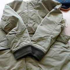 Kleding Jas, segundo informou Centraal magazijn usando iLost