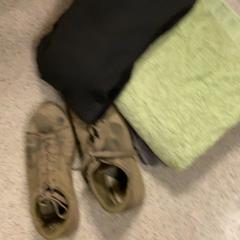 Chaussure, a été signalé par MEININGER Hotel Copenhagen utilisant iLost