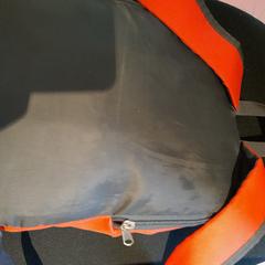 Taška rouge et noir, ako bolo nahlásené TCL pomocou iLost