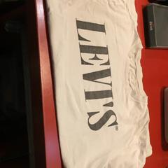 İLost kullanarak MEININGER Hotel Berlin Alexanderplatz tarafından bildirildiği gibi Hemd White tshirt