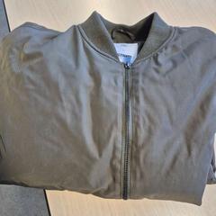 Jas Bomber, zoals gemeld door Connexxion Zeeland met iLost