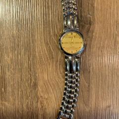 Armbåndsur En coffret fort réception, som rapportert av MEININGER Hotel Marseille Centre la Joliette ved bruk av iLost