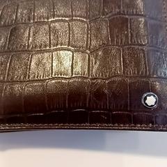 Wallet Mr Israël Ahmed, as reported by RAI Amsterdam using iLost