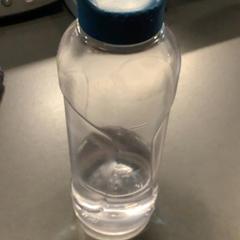 Water bottle, as reported by MEININGER Hotel Bordeaux Gare Saint-Jean using iLost