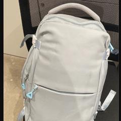 Taška light blue, ako bolo nahlásené MEININGER Hotel Bruxelles Gare du Midi pomocou iLost