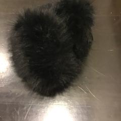 Nauszniki, zgłoszono przez Qbuzz U-OV przy użyciu iLost