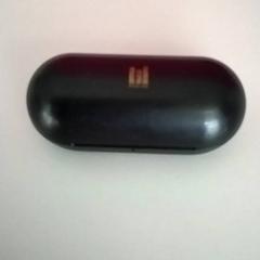 이어폰 케이스, iLost를 사용하여 Twisto에 보고됨