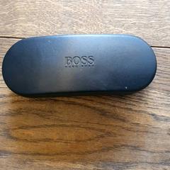 Portaocchiali con occhiali Zwart hoesje, come riportato da DierenPark Amersfoort utilizzando iLost