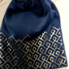 Pénztárca - Van Eyken., amint azt Centraal magazijn az iLost segítségével jelentette.