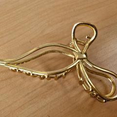 Haarklip goudkleurig، كما تم الإبلاغ عنه بواسطة Centraal magazijn عبر iLost