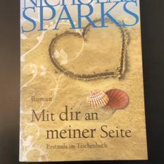 Livro, como reportado por MEININGER Hotel Berlin Central Station utilizando o iLost