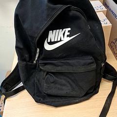 İLost kullanarak Regio Antwerpen - Brussel tarafından bildirildiği gibi Sırt çantası zwart, nike