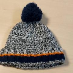 Kleding - Muts blauw، كما تم الإبلاغ عنه بواسطة Centraal magazijn عبر iLost