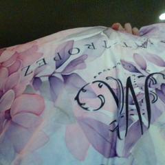 İLost kullanarak MEININGER Hotel Lyon Centre Berthelot tarafından bildirildiği gibi Yastık