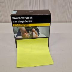 Cigareta sigareem, jak nahlášeno Transdev Gooi en Vechtstreek pomocí iLost