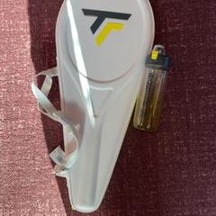 Raqueta de tenis, ha sido reportado por ibis Styles Rotterdam Ahoy con iLost