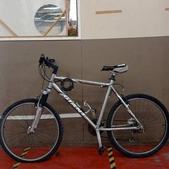 Kolo Giant Rincon Zilver, jak nahlášeno Fietsdepot Hasselt pomocí iLost