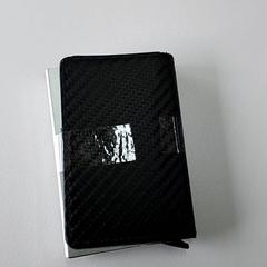 Peněženka - barakeh, jak nahlášeno Regio Limburg - Leuven pomocí iLost