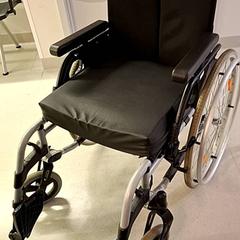 Rolstoel, zoals gemeld door Ziekenhuis Oost-Limburg met iLost