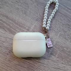 Pouzdro na airpods, jak nahlášeno EBS Tramplein pomocí iLost