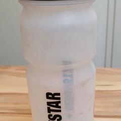 Botella para beber Weiß von DERBYSTAR, segundo informou Wilmering Vechta usando iLost