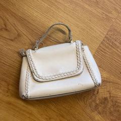 Tasje, rapporterat av GVB med iLost