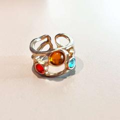Ring gouden ring met rode, blauwe en gele stenen, as reported by Van der Valk Hotel Woerden using iLost