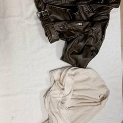 Taška jacket, ako bolo nahlásené Grand Hotel Amrâth Amsterdam pomocou iLost