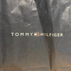 Purchase tommy hilfiger, gemeldet von Designer Outlet Roermond über iLost