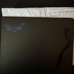 Notebook handwritten Lucas. S، كما تم الإبلاغ عنه عبر iLost