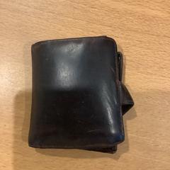 Cartera op naam van Mos, segons ha informat Gemeente Amsterdam mitjançant iLost