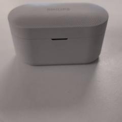 Earpods, as reported by IKEA Amsterdam using iLost
