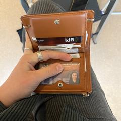 Portemonnee, iLost'a bildirildiği gibi