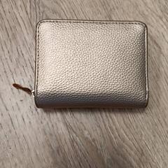 지갑, iLost를 사용하여 RRReis Trein Amersfoort / Ede-Wageningen에 보고됨