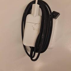 Adaptador, como reportado por HvA Amstelcampus utilizando o iLost