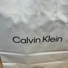 İLost kullanarak Designer Outlet Roermond tarafından bildirildiği gibi Purchase calvin klein Calvin Klein