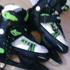 Skridskor HY Sports zwart/groen, rapporterat av Het Spoorwegmuseum med iLost