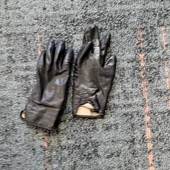 Handskar, rapporterat av Connexxion Haarlem IJmond med iLost