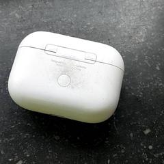 Électronique - Earpod etui wit, a été signalé par Regio Oost-Vlaanderen utilisant iLost