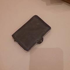 Portemonnee, zoals gemeld door Van der Valk Hotel Schiphol met iLost