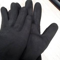 Kesztyű, amint azt Qbuzz Fryslân az iLost segítségével jelentette.