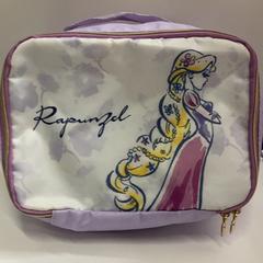 ポーチ, ha sido reportado por IKEA鶴浜 con iLost