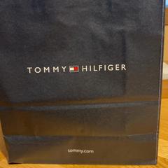 Aankoop tommy hilfiger kids, gemeldet von Designer Outlet Roermond über iLost