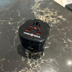 Wereld stekker zwart, rapporterat av Van der Valk Hotel Veenendaal med iLost