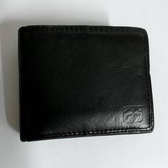 Brieftasche Versaen, gemeldet von Centraal magazijn über iLost