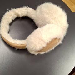 Přilba Peluche, jak nahlášeno IKEA Nice Saint Isidore pomocí iLost