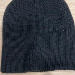 قبعة صغيرة، كما تم الإبلاغ عنه بواسطة Pathé Groningen عبر iLost