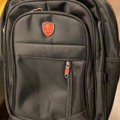 Mochila Schwarz, ha sido reportado por MEININGER Hotel Dresden Zentrum con iLost